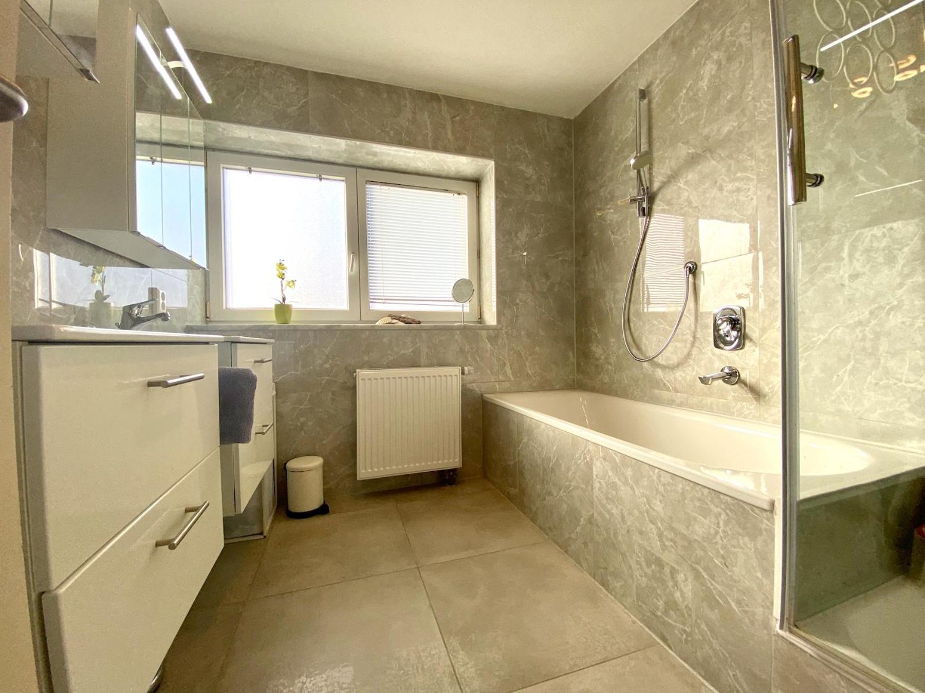 Ferienwohnung Riva - Wohlfuehloase In Ruhiger Lage Линдау Екстериор снимка
