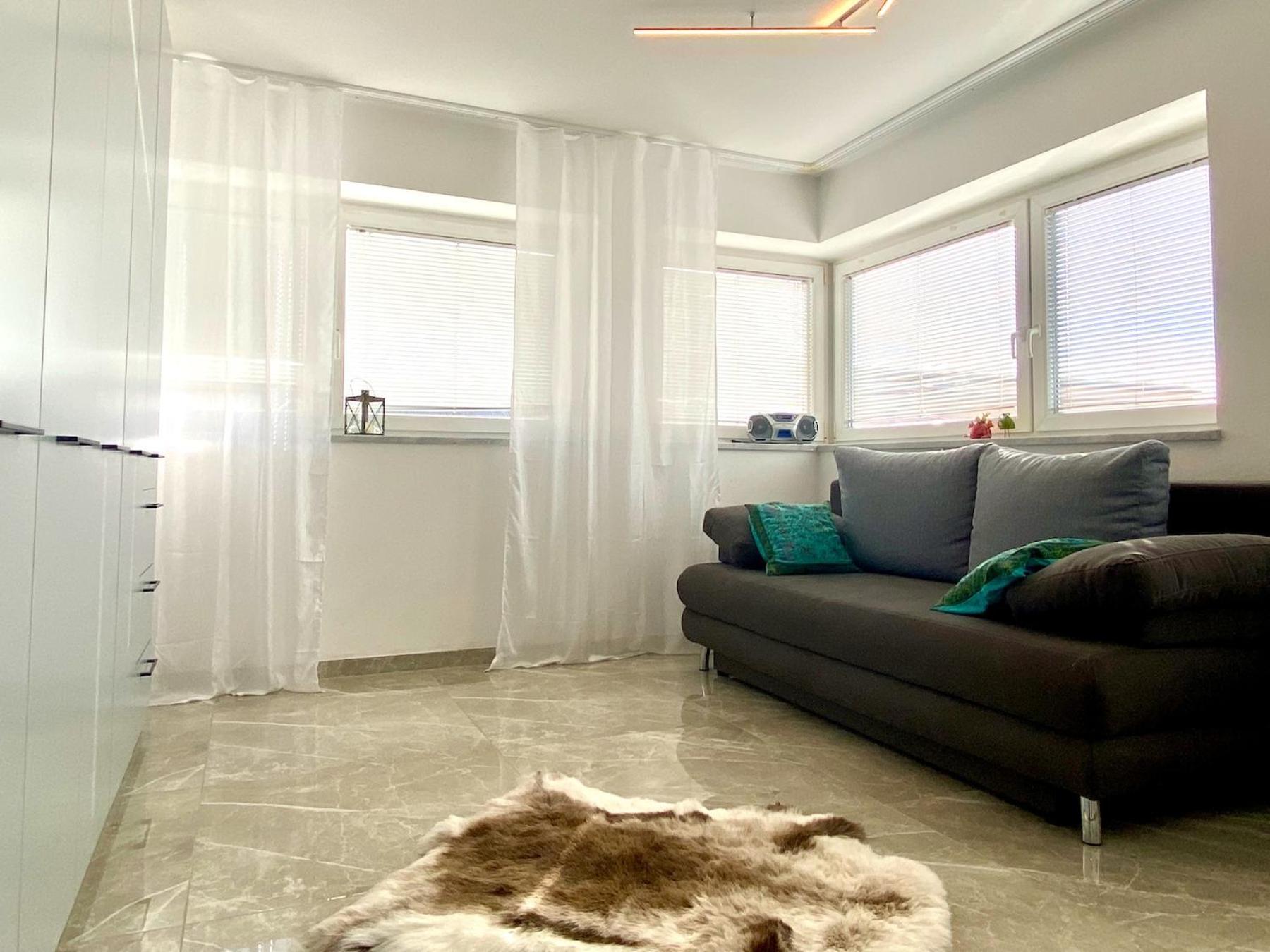 Ferienwohnung Riva - Wohlfuehloase In Ruhiger Lage Линдау Екстериор снимка